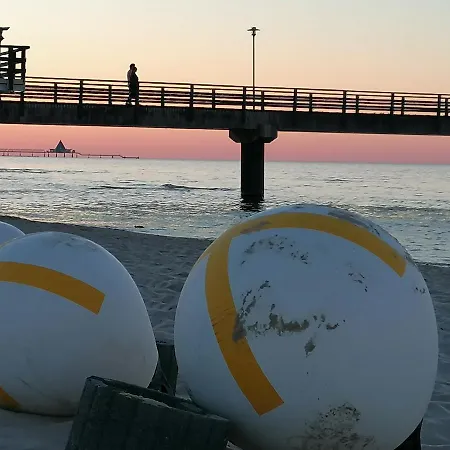 Haus Gorkistrasse B-8 *