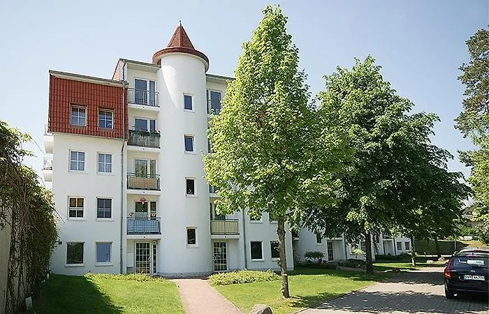 Haus Gorkistrasse B-8 *